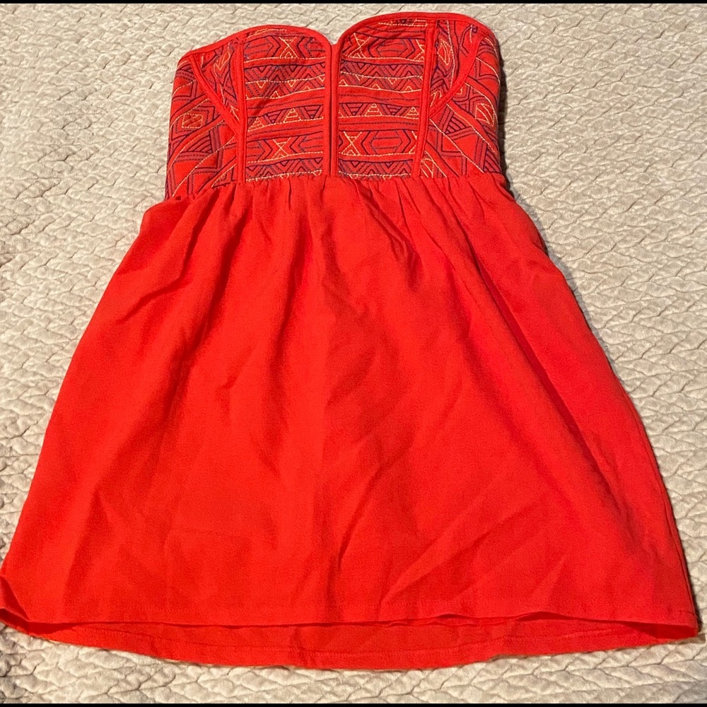 Red strapless dress